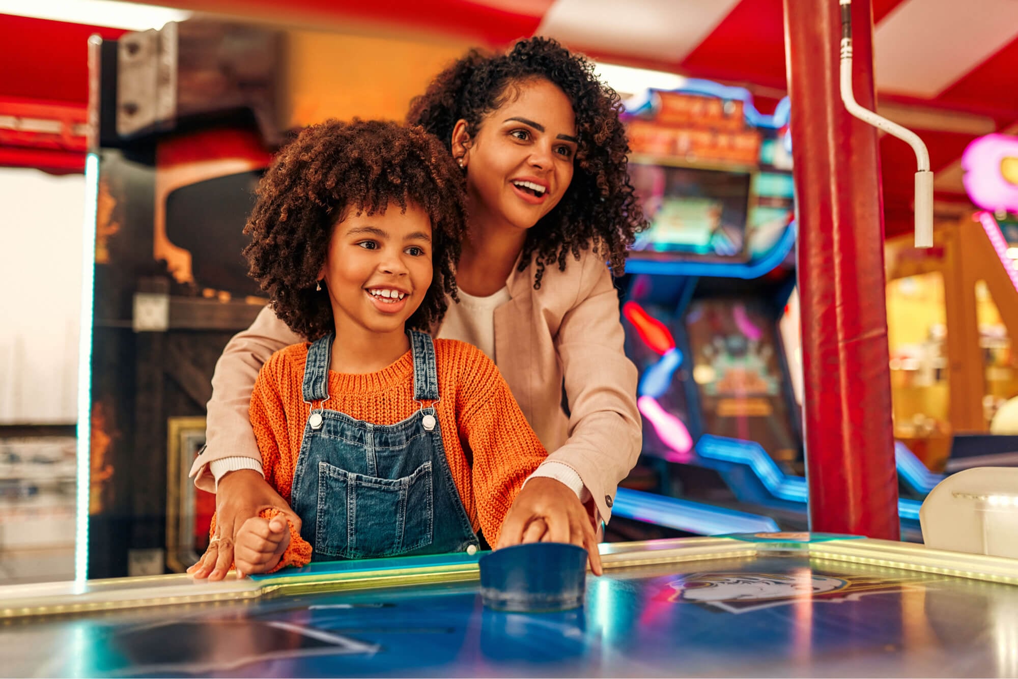 Differentiating employee recognition with travel rewards